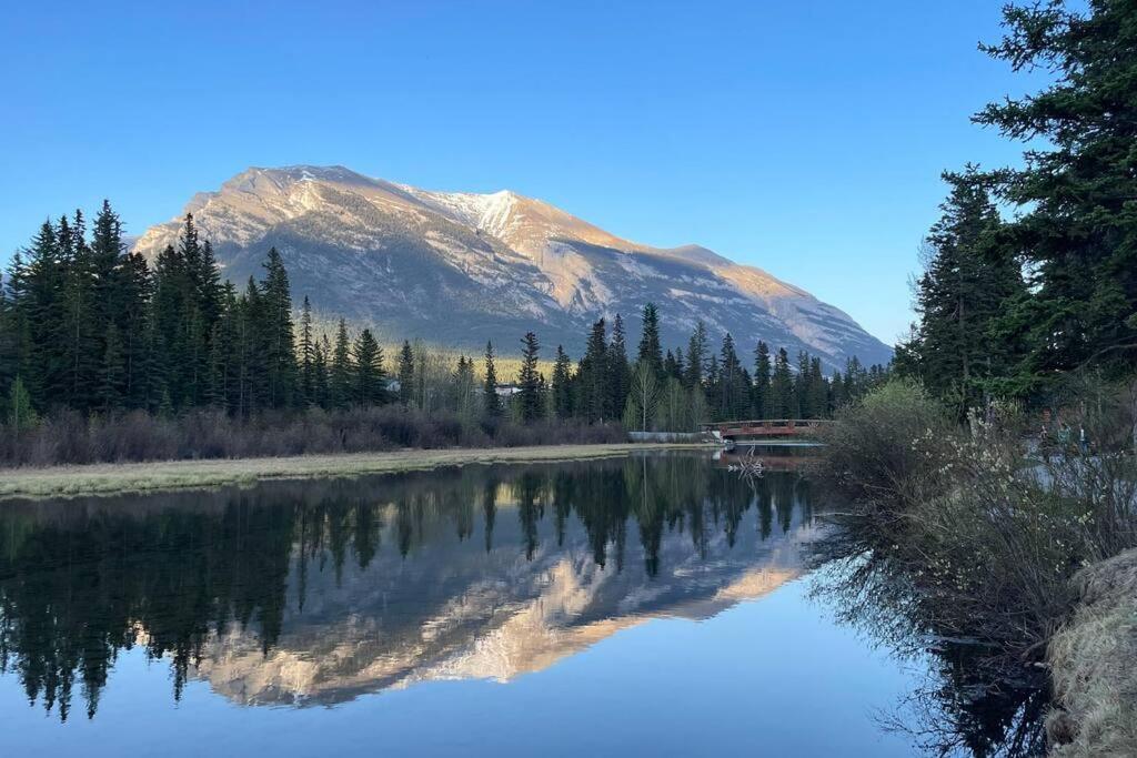 Unit #303 Mountain View 1Br In Canmore Downtown 外观 照片